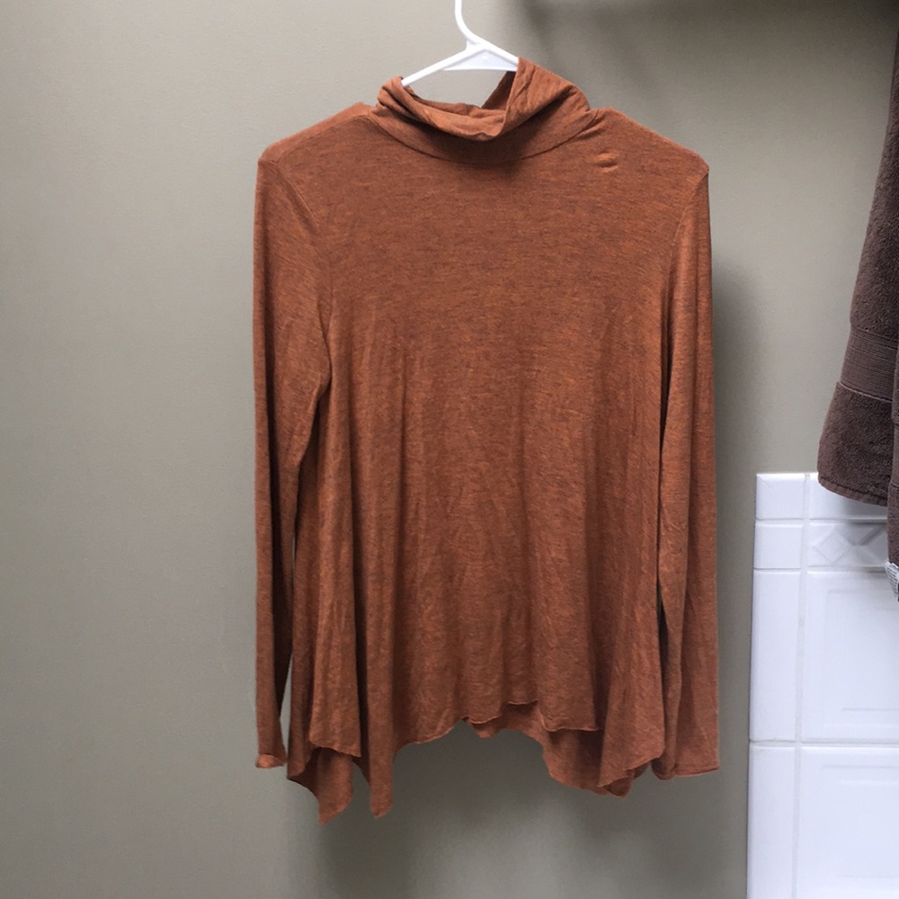Tunic mock/turtle neck top